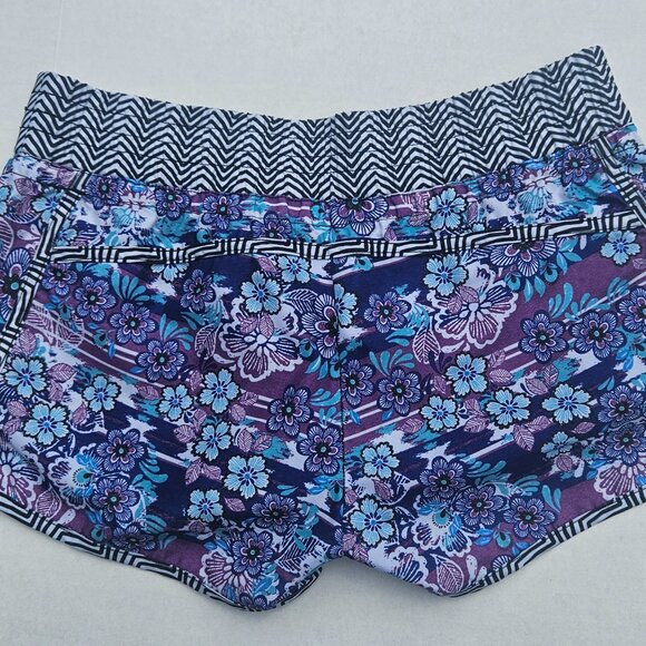 ATHLETA Lanai Floral Chevron Elastic Waist Shorts - Size 4 Unlined beach running - Picture 7 of 8